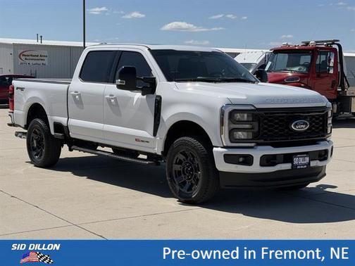 Oxford White 2024 Ford F-250 Lariat