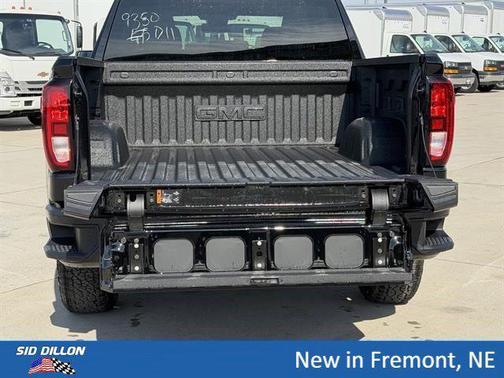 Onyx Black 2026 GMC Sierra 1500 Elevation