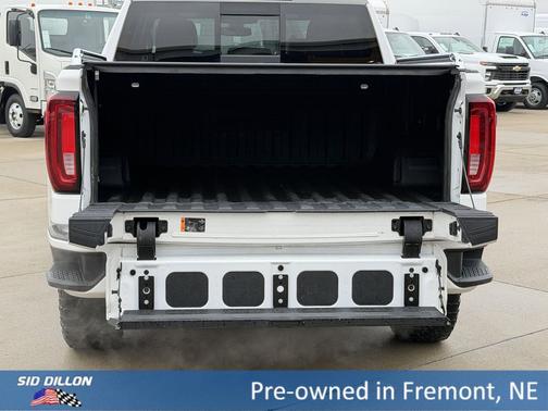 Summit White 2021 GMC Sierra 1500 AT4