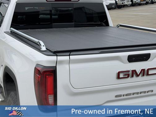 Summit White 2021 GMC Sierra 1500 AT4