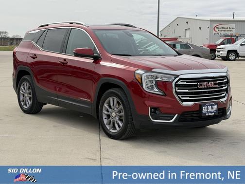 2023 GMC Terrain SLT