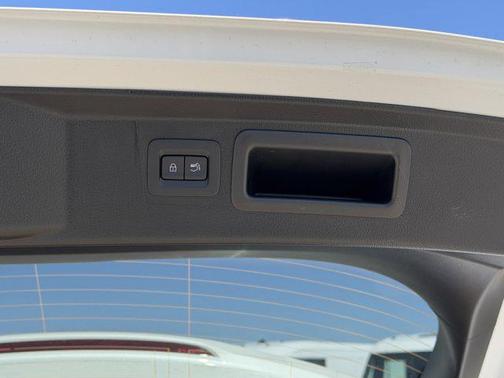 Wind Chill Pearl 2026 Mazda CX-50 Hybrid Premium