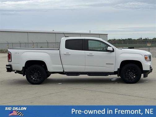 Summit White 2022 GMC Canyon Elevation