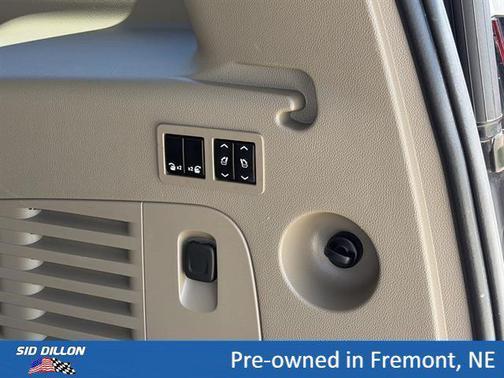 Summit White 2020 Chevrolet Suburban Premier