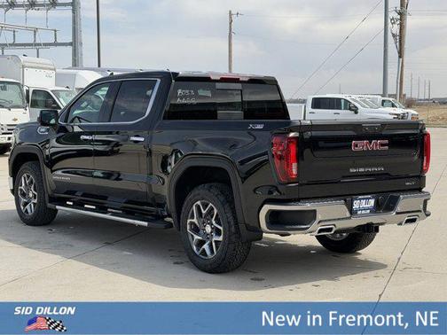 Onyx Black 2026 GMC Sierra 1500 SLT