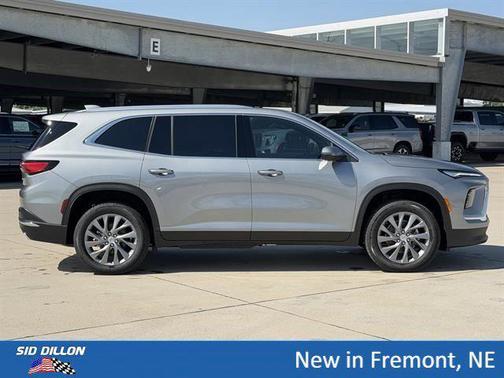 Moonstone Gray Metallic 2026 Buick Enclave Preferred FWD