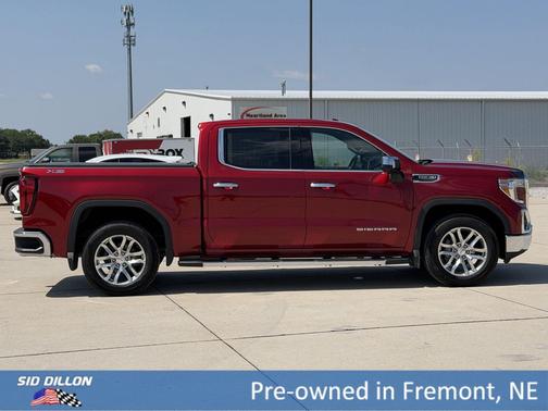 Cayenne Red Tintcoat 2021 GMC Sierra 1500 SLT