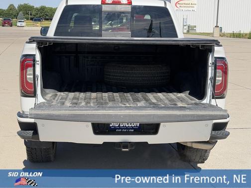 White Frost Tricoat 2018 GMC Sierra 1500 Denali