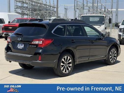 Crystal Black Silica 2016 Subaru Outback 2.5i Limited
