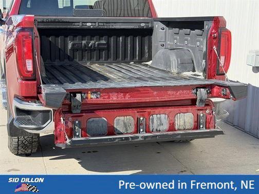 Red Quartz Tintcoat 2020 GMC Sierra 1500 SLT