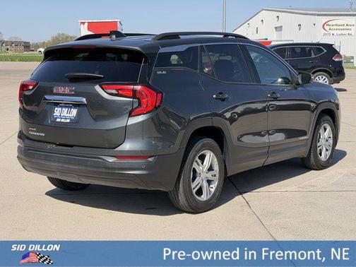 Graphite Gray Metallic 2019 GMC Terrain SLE