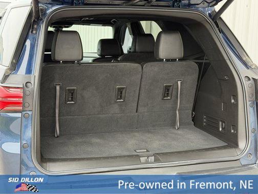 Northsky Blue Metallic 2023 Chevrolet Traverse LT Leather