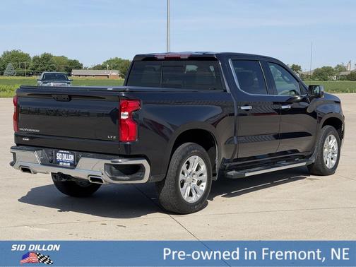 Dark Ash Metallic 2022 Chevrolet Silverado 1500 LTZ