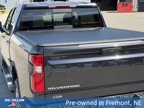 Dark Ash Metallic 2022 Chevrolet Silverado 1500 LTZ