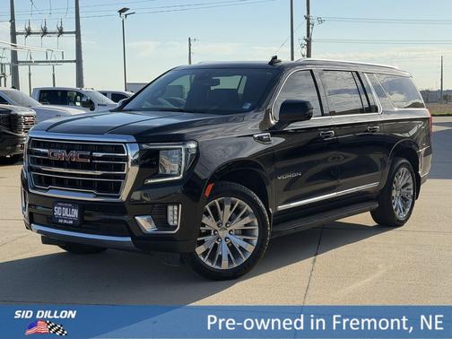 Onyx Black 2021 GMC Yukon XL SLT