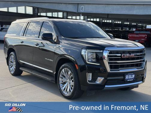 Onyx Black 2021 GMC Yukon XL SLT