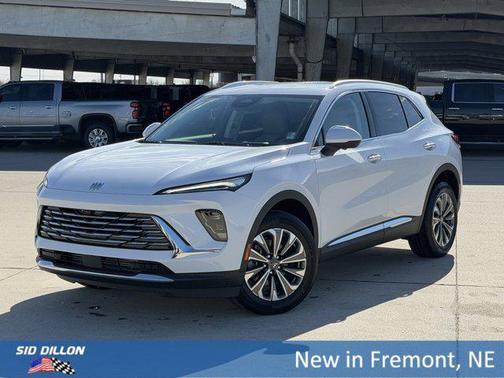 Iridescent White Tricoat 2026 Buick Envision Preferred AWD