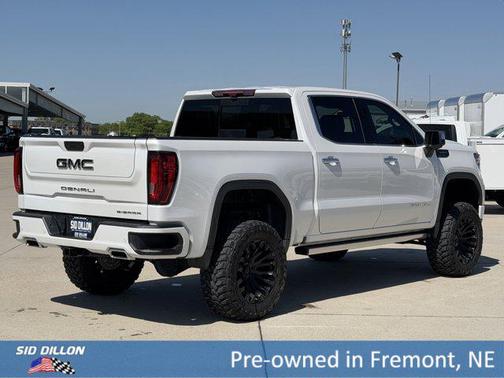 White Frost Tricoat 2022 GMC Sierra 1500 Denali Ultimate