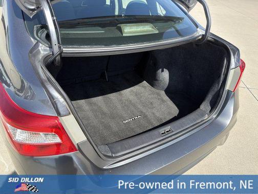 Gun Metallic 2019 Nissan Sentra SV