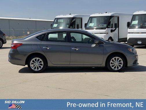 Gun Metallic 2019 Nissan Sentra SV