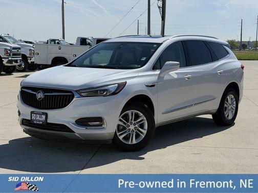 White Frost Tricoat 2018 Buick Enclave Premium