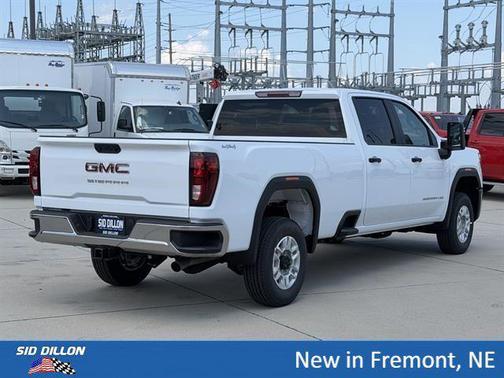 Summit White 2026 GMC Sierra 2500 Pro