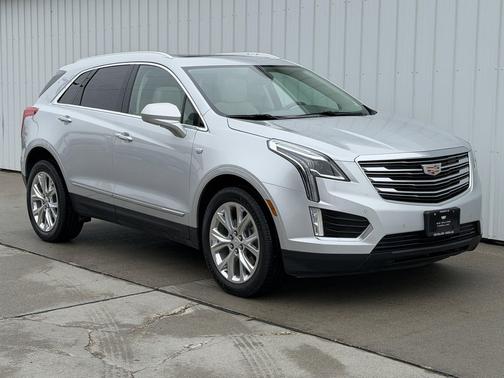 Radiant Silver Metallic 2018 Cadillac XT5 Premium Luxury