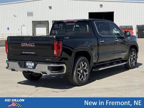 Onyx Black 2026 GMC Sierra 1500 SLT