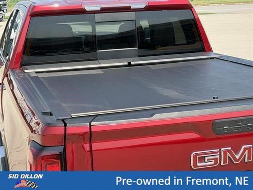 Cayenne Red Tintcoat 2021 GMC Sierra 1500 SLT