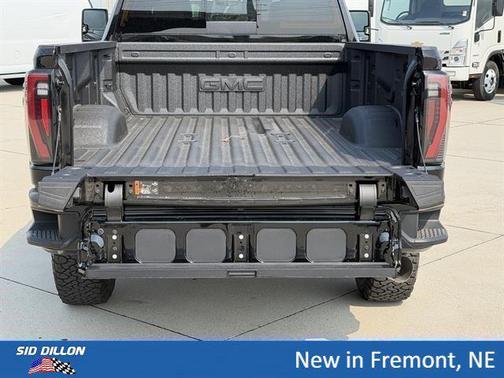 Onyx Black 2026 GMC Sierra 3500 AT4