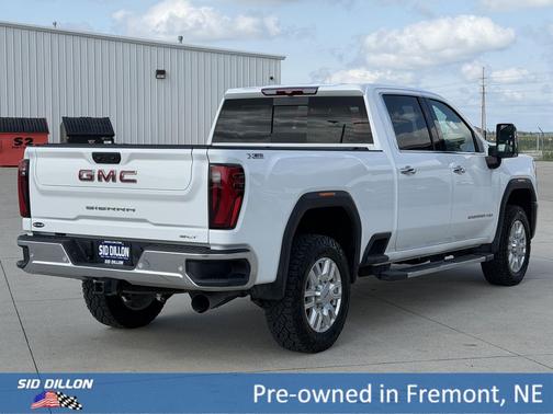 Summit White 2024 GMC Sierra 2500 SLT