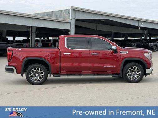 Volcanic Red Tintcoat 2023 GMC Sierra 1500 SLT