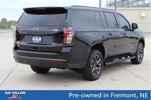 Black 2022 Chevrolet Suburban 4WD Z71