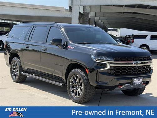 Black 2022 Chevrolet Suburban 4WD Z71