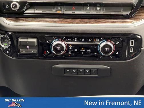Summit White 2026 GMC Sierra 3500 SLE