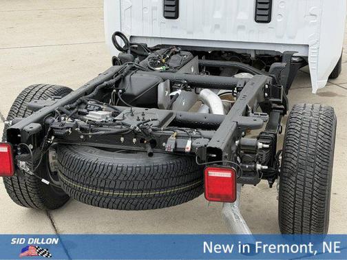 Summit White 2026 GMC Sierra 3500 SLE