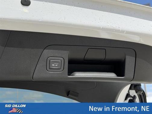 Summit White 2026 Buick Envision Sport Touring AWD