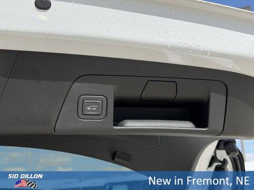 Summit White 2026 Buick Envision Sport Touring AWD
