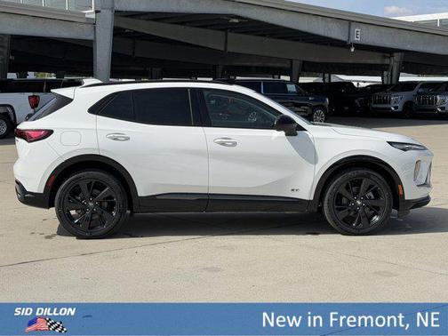 Summit White 2026 Buick Envision Sport Touring AWD
