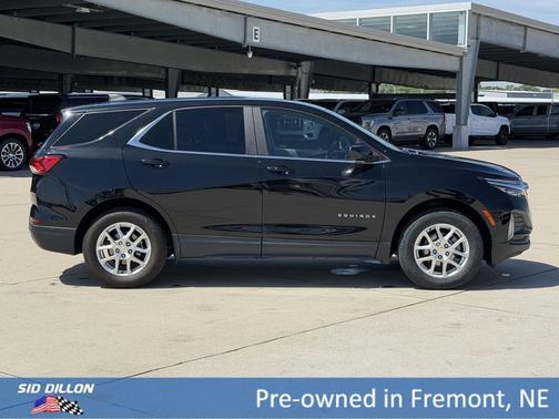 Mosaic Black Metallic 2024 Chevrolet Equinox 1LT