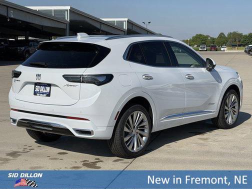 Iridescent White Tricoat 2026 Buick Envision Avenir AWD