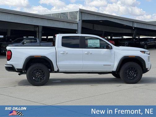 Summit White 2026 GMC Canyon Elevation