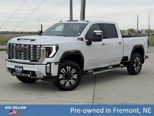 White Frost Tricoat 2024 GMC Sierra 3500 Denali