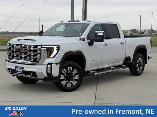 White Frost Tricoat 2024 GMC Sierra 3500 Denali