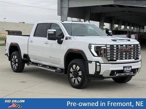 White Frost Tricoat 2024 GMC Sierra 3500 Denali