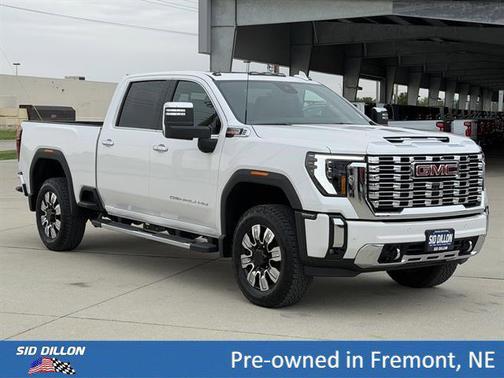 White Frost Tricoat 2024 GMC Sierra 3500 Denali