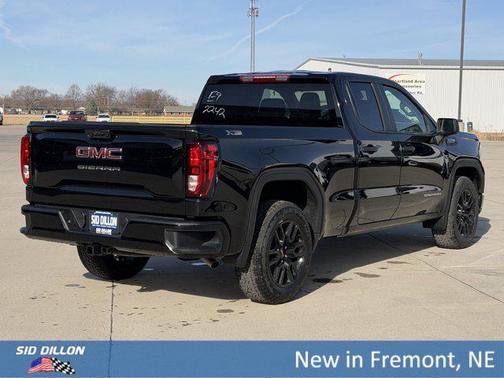 Onyx Black 2026 GMC Sierra 1500 Pro