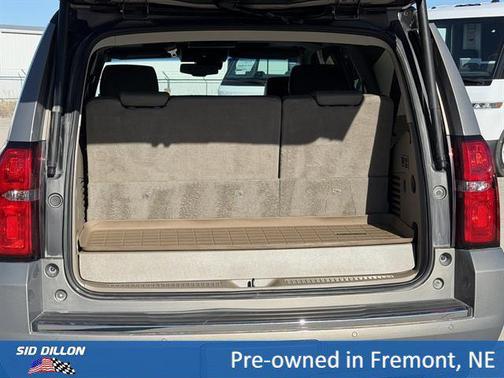 Pepperdust Metallic 2019 Chevrolet Tahoe Premier