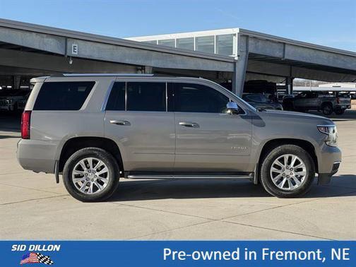 Pepperdust Metallic 2019 Chevrolet Tahoe Premier
