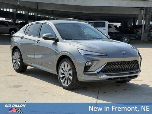 Moonstone Gray Metallic 2026 Buick Envista Avenir FWD